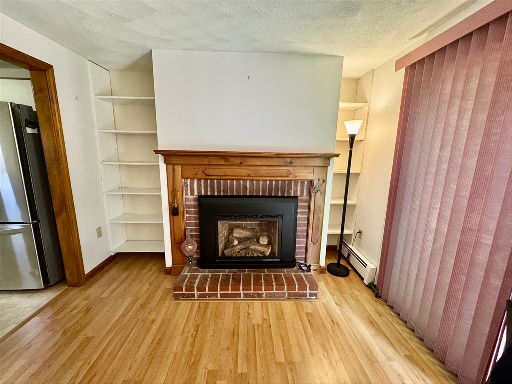 25 Bay State Rd B