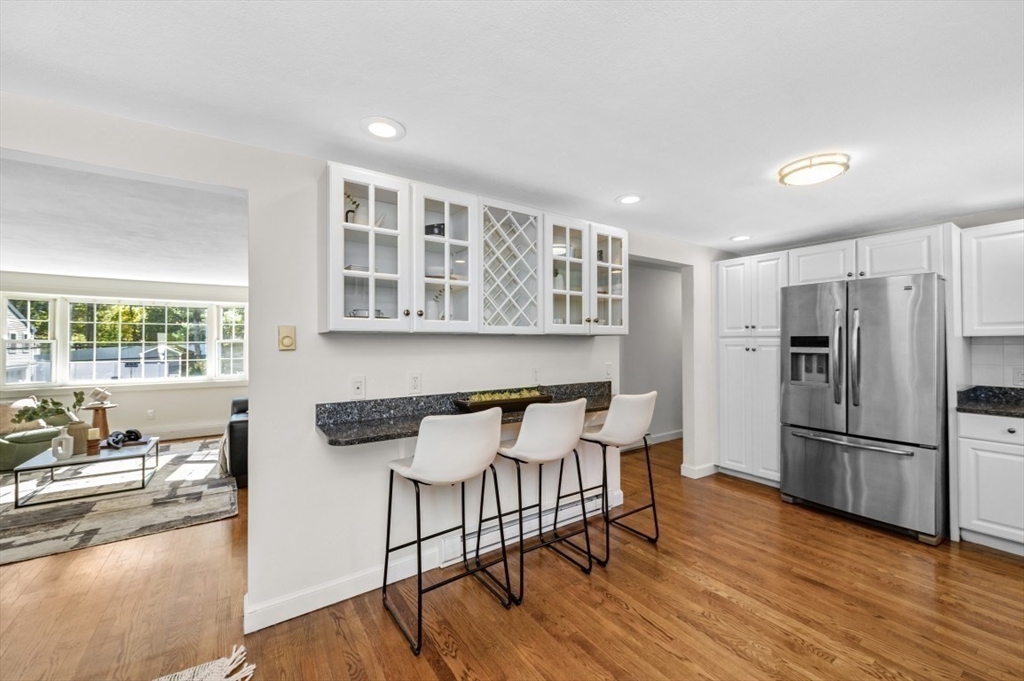 Saugus, Massachusetts 01906, United States, 4 Bedrooms Bedrooms, ,2 BathroomsBathrooms,Residential,Active,232055