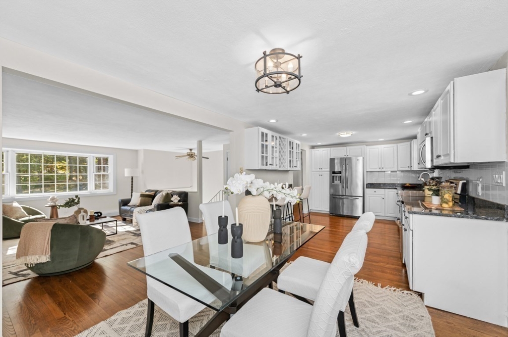 Saugus, Massachusetts 01906, United States, 4 Bedrooms Bedrooms, ,2 BathroomsBathrooms,Residential,Active,232055