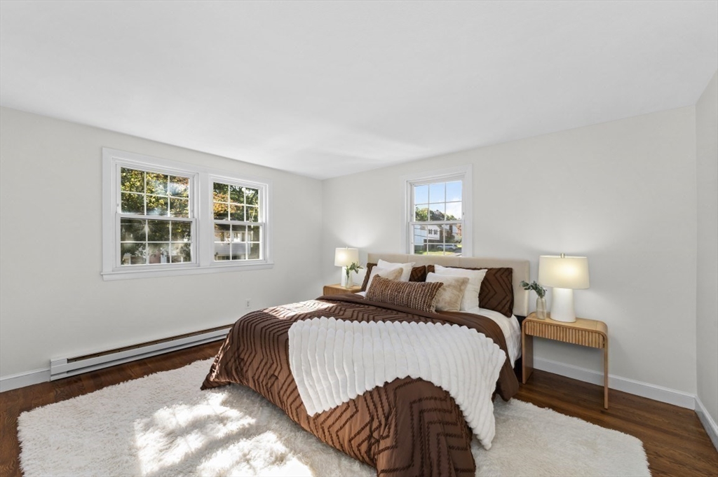 Saugus, Massachusetts 01906, United States, 4 Bedrooms Bedrooms, ,2 BathroomsBathrooms,Residential,Active,232055