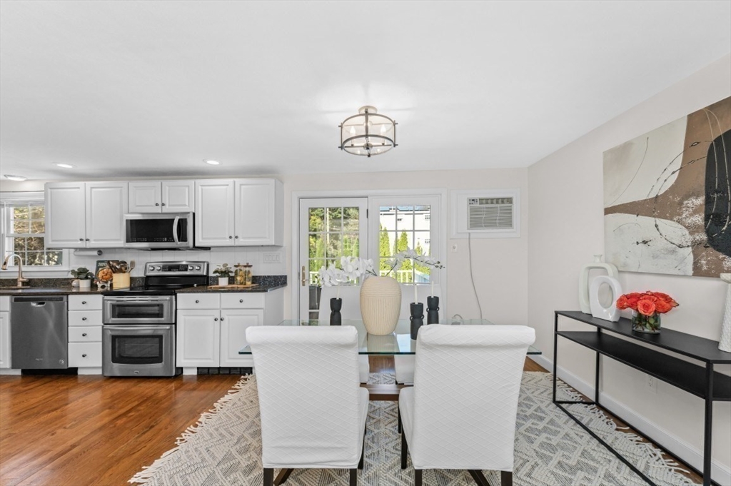 Saugus, Massachusetts 01906, United States, 4 Bedrooms Bedrooms, ,2 BathroomsBathrooms,Residential,Active,232055