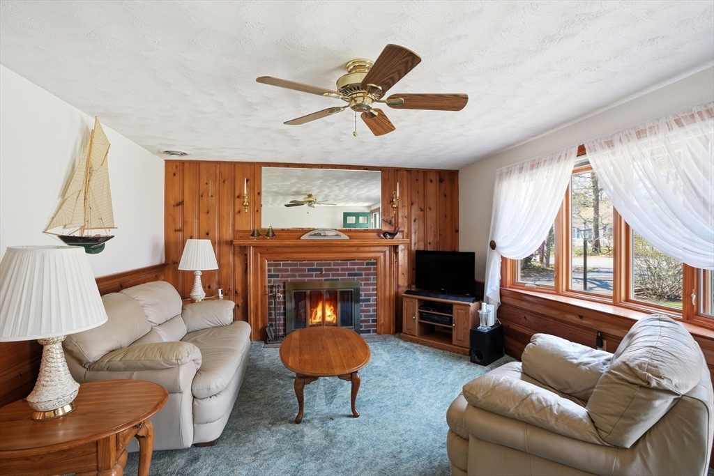 28 Pine Grove Rd, Yarmouth, MA Photo #2