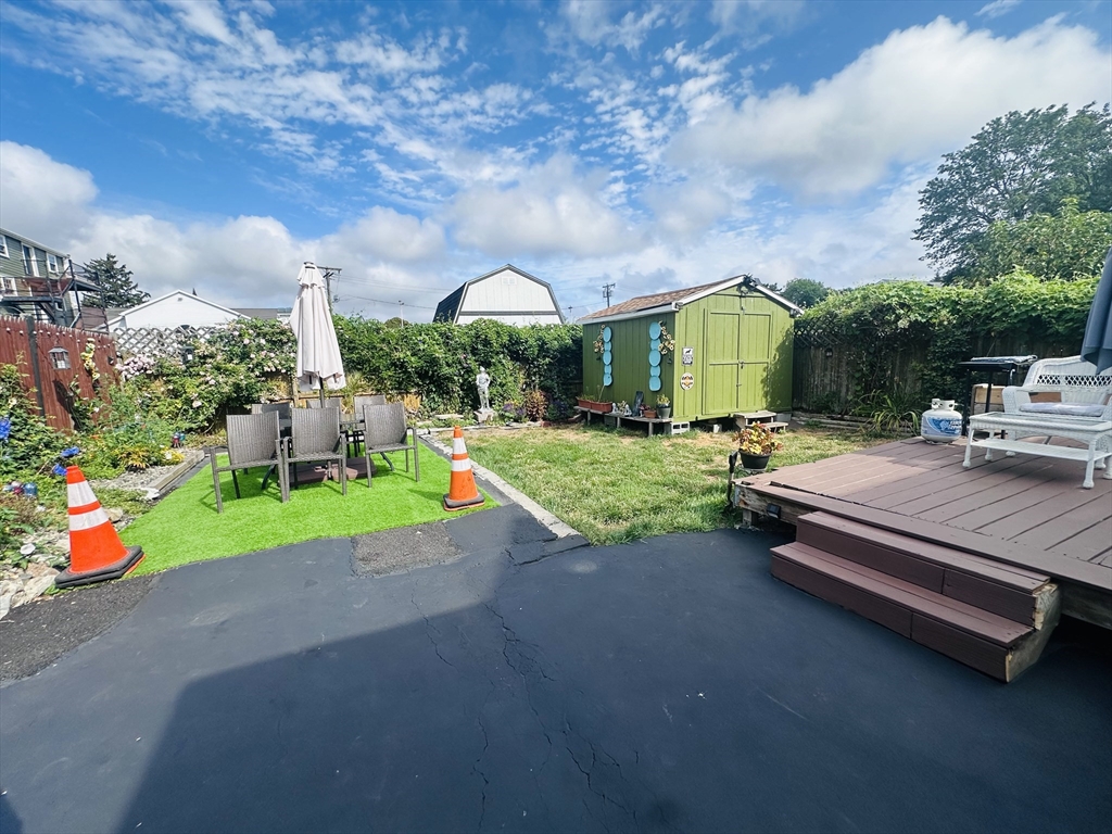 10 Marianna St