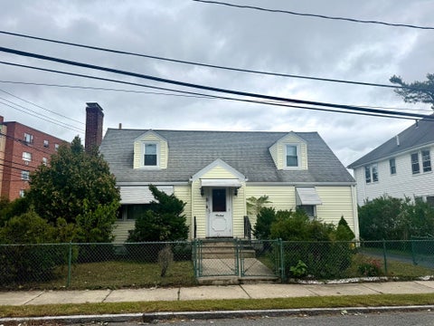 Photo of 19 Brookdale Rd, Arlington, MA 02474 (MLS # 73585986)