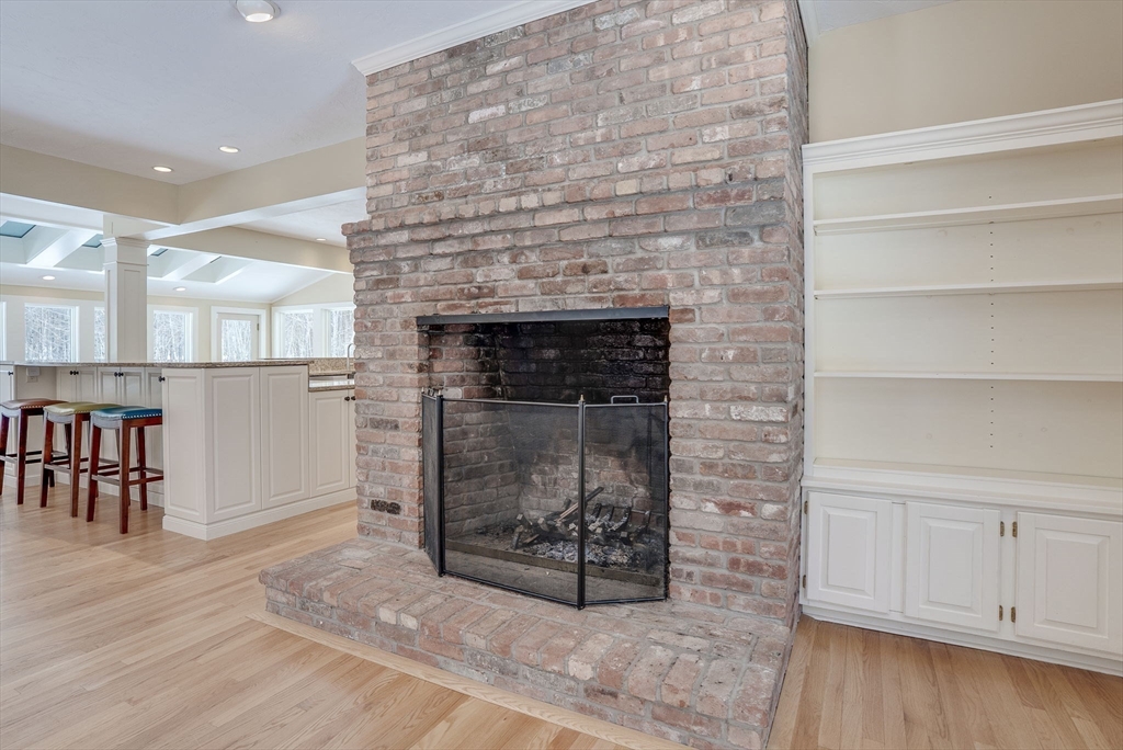 51 Brooks Rd