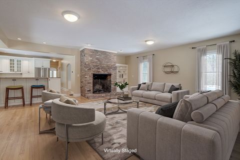 51 Brooks Rd Winchendon MA 01475