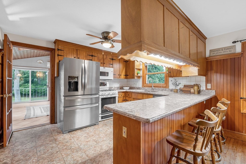 19 Cochrane Cir, Methuen, MA, 19 Cochrane Cir, Methuen, MA Photo #9