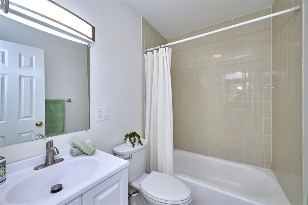 363 Cardinal Medeiros Ave #363, Cambridge, MA Photo #10