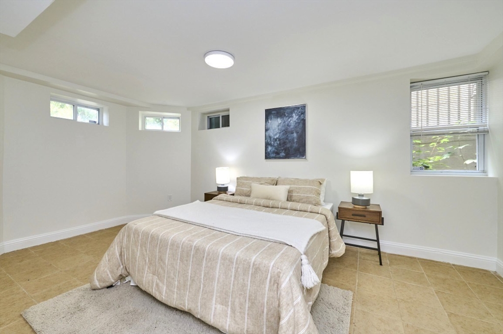 363 Cardinal Medeiros Ave #363, Cambridge, MA Photo #14