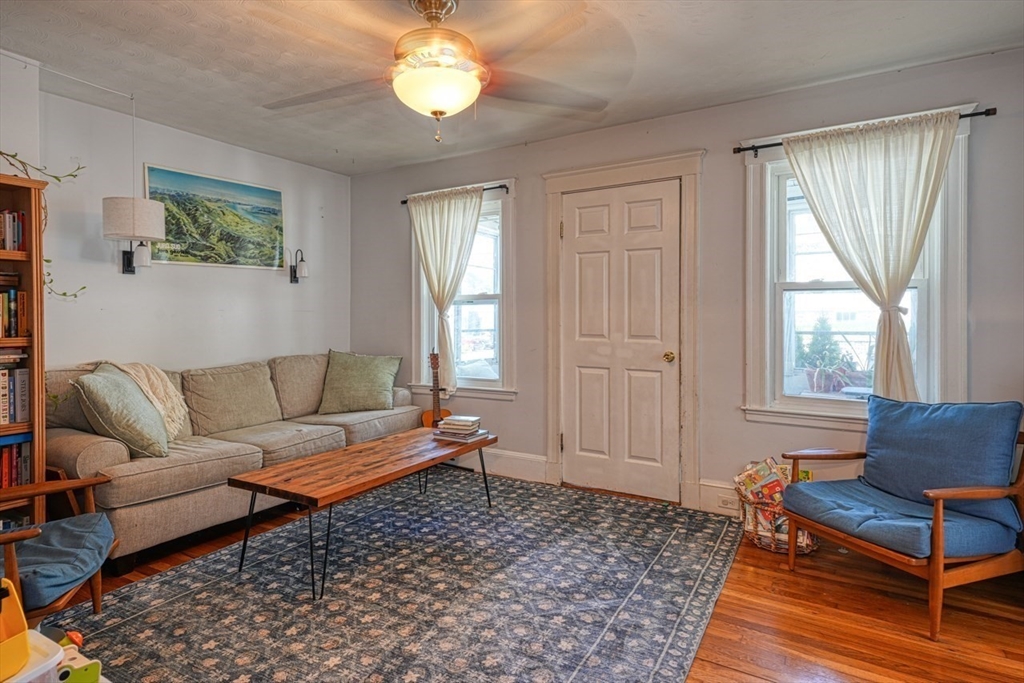 109 - 109A Lexington Street