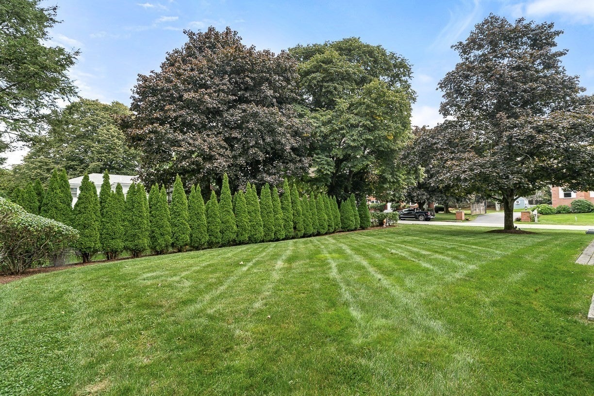 37 Mayflower Road, Winchester, MA, 37 Mayflower Road, Winchester, MA Photo #3