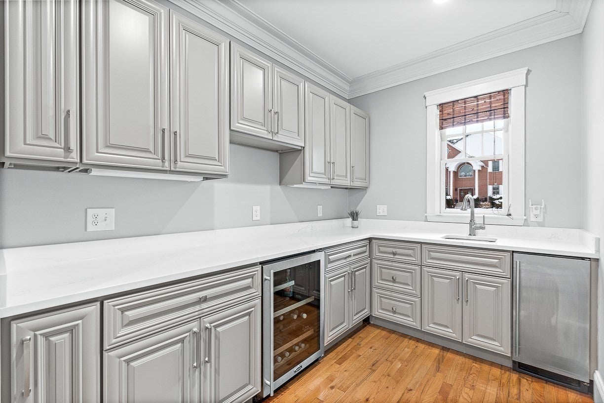 37 Mayflower Road, Winchester, MA, 37 Mayflower Road, Winchester, MA Photo #15