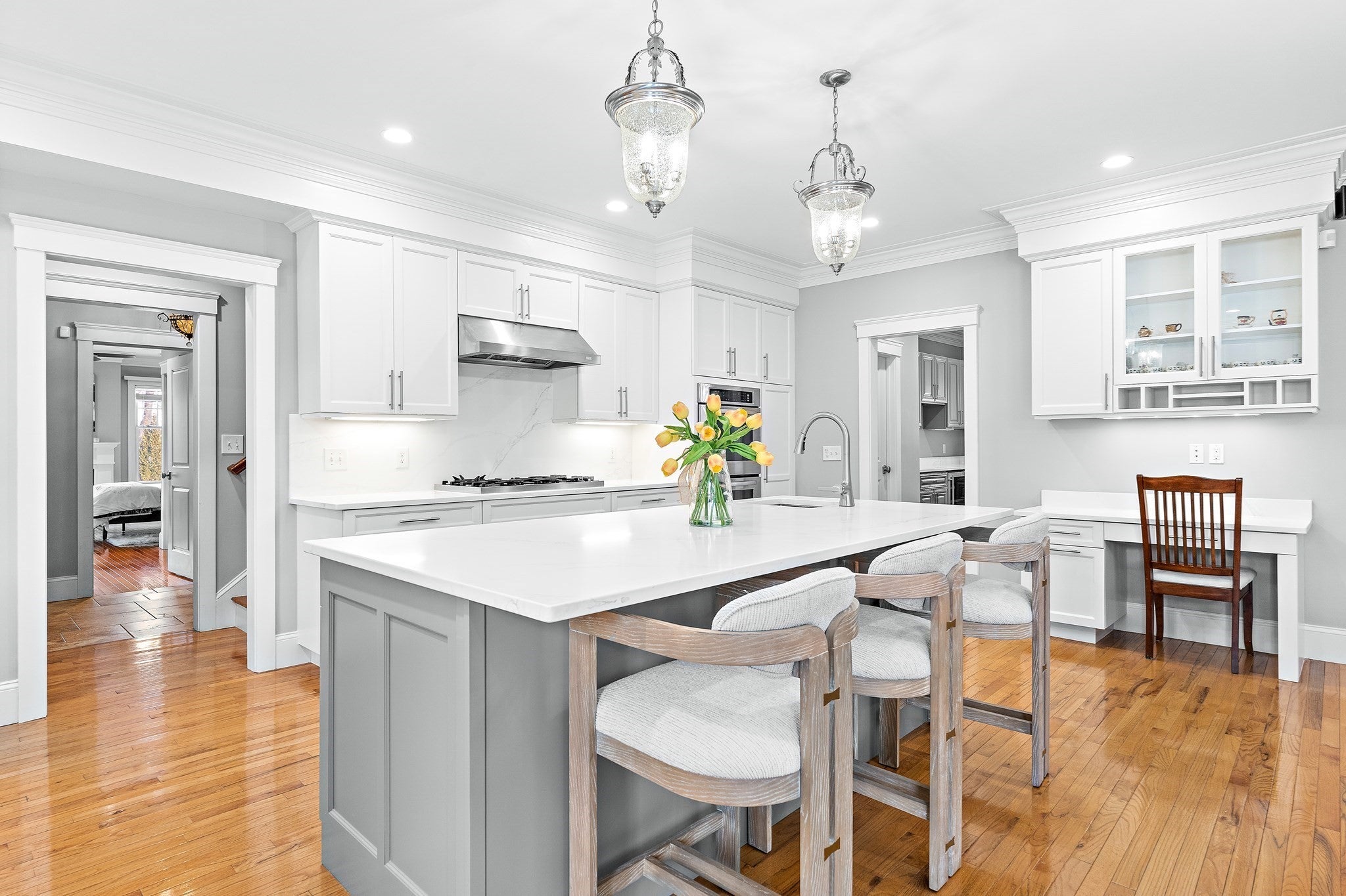 37 Mayflower Road, Winchester, MA, 37 Mayflower Road, Winchester, MA Photo #12