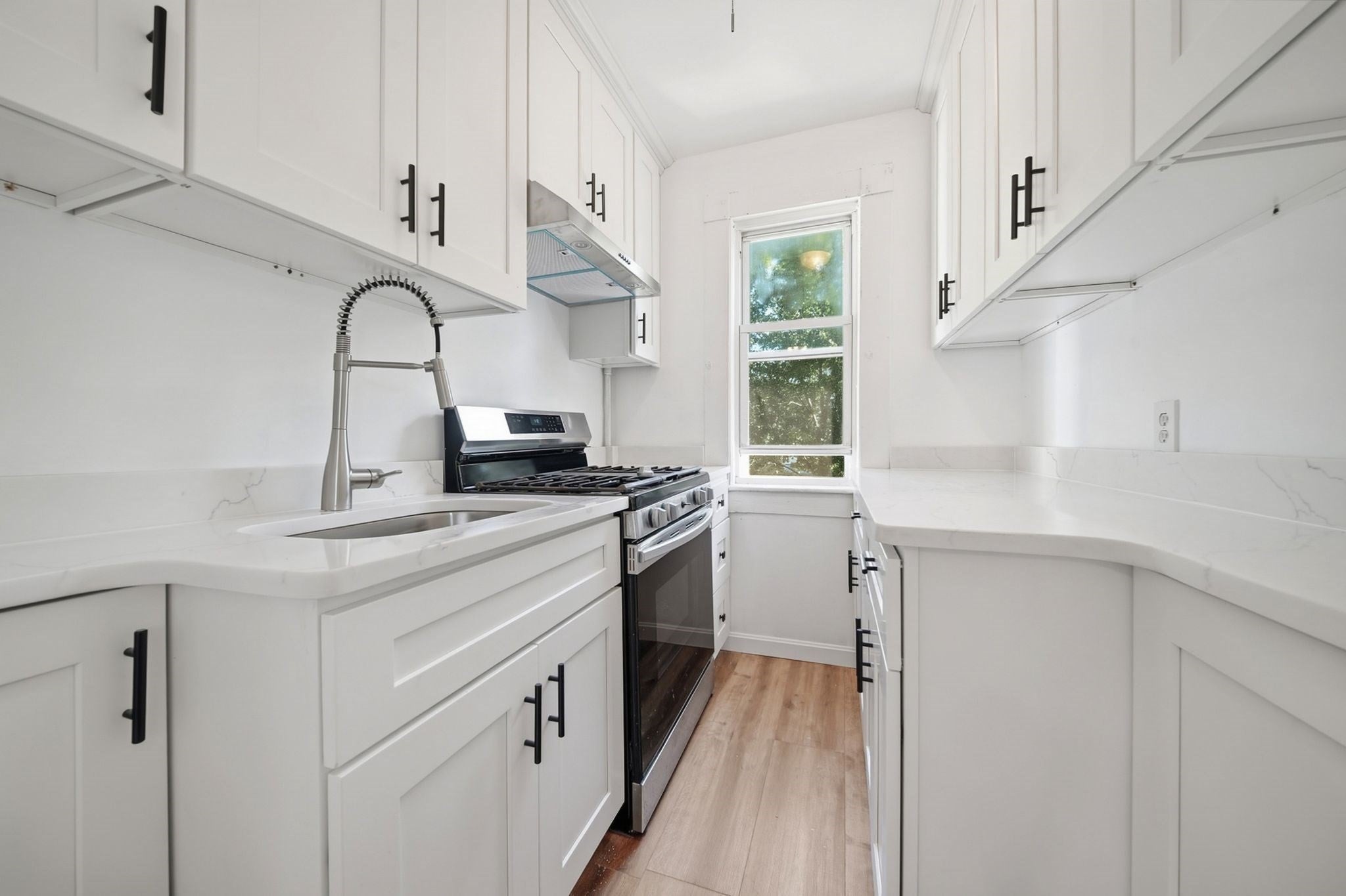 125 Gershom Ave, Lowell, MA, 125 Gershom Ave, Lowell, MA Photo #15