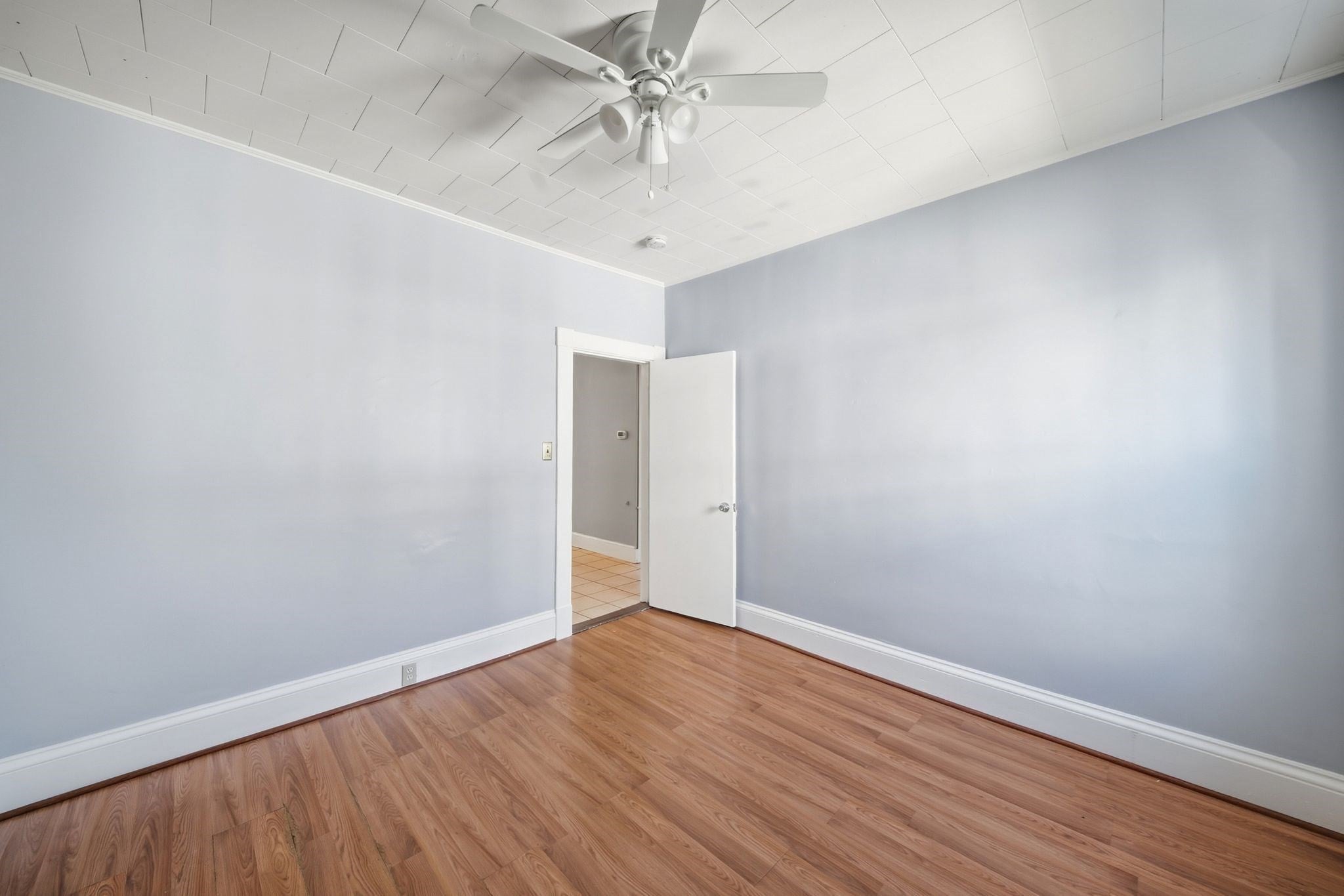 125 Gershom Ave, Lowell, MA, 125 Gershom Ave, Lowell, MA Photo #17