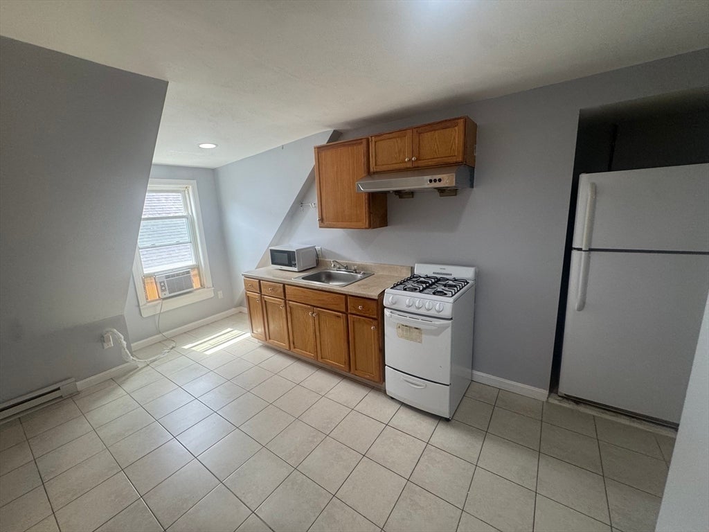 125 Gershom Ave, Lowell, MA, 125 Gershom Ave, Lowell, MA Photo #27