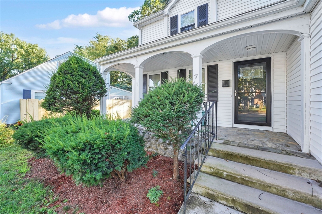 7 Longworth Rd