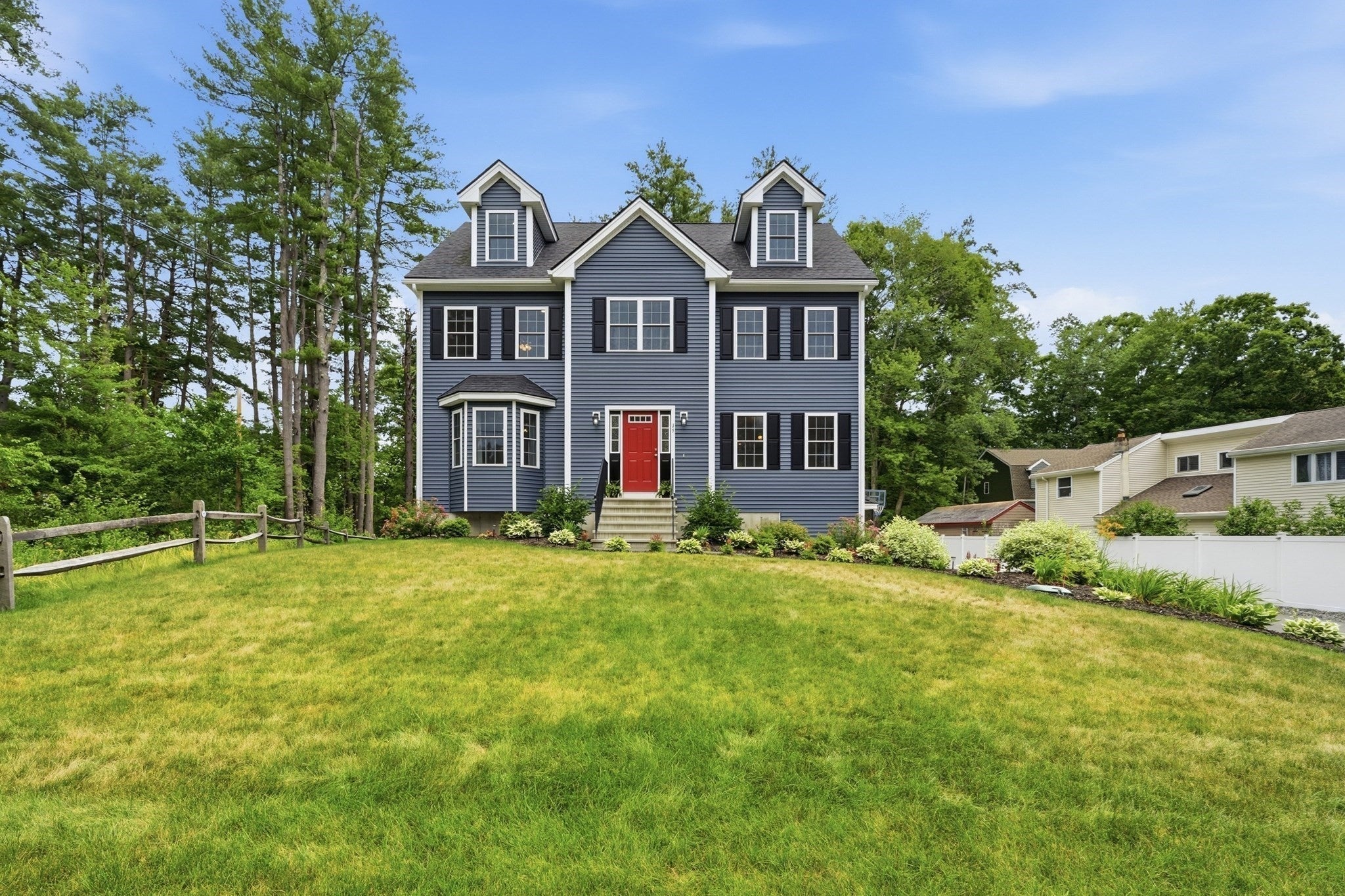 25 Fourth Ave, Billerica MA 01821