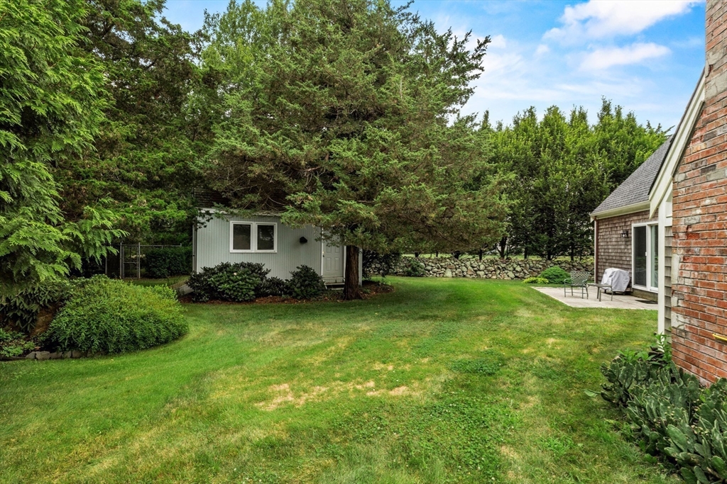 103 Howland Rd
