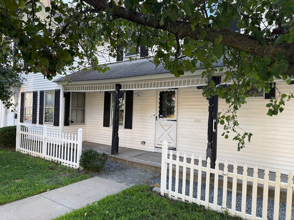 160 Hampshire St, Lowell, MA Photo #2