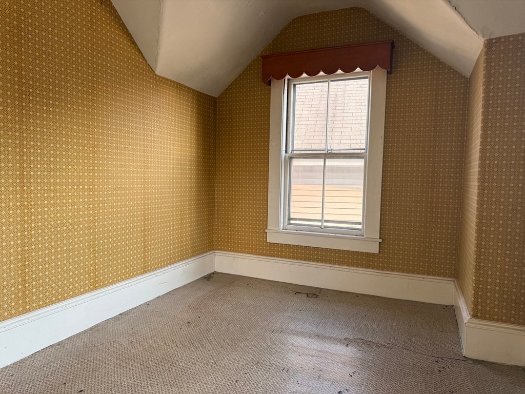 160 Hampshire St, Lowell, MA Photo #13