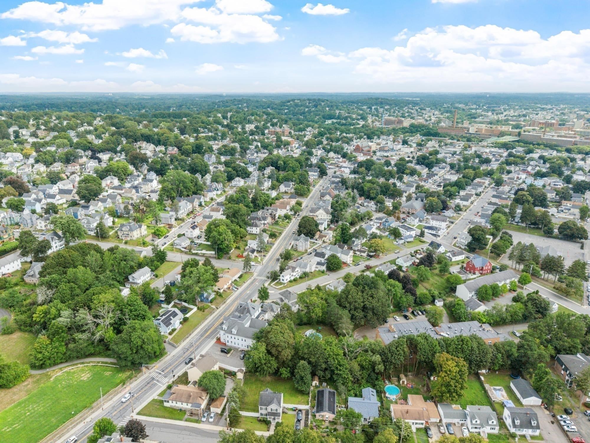 160 Hampshire St, Lowell, MA Photo #36