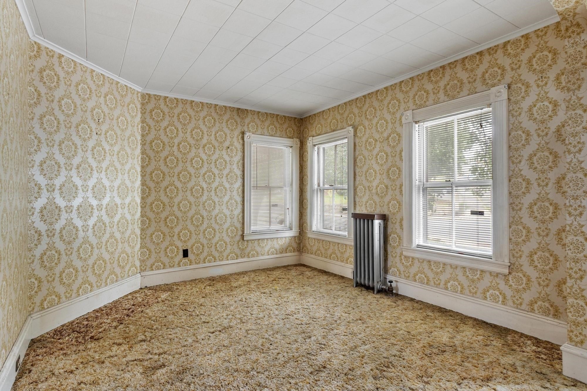 160 Hampshire St, Lowell, MA Photo #12