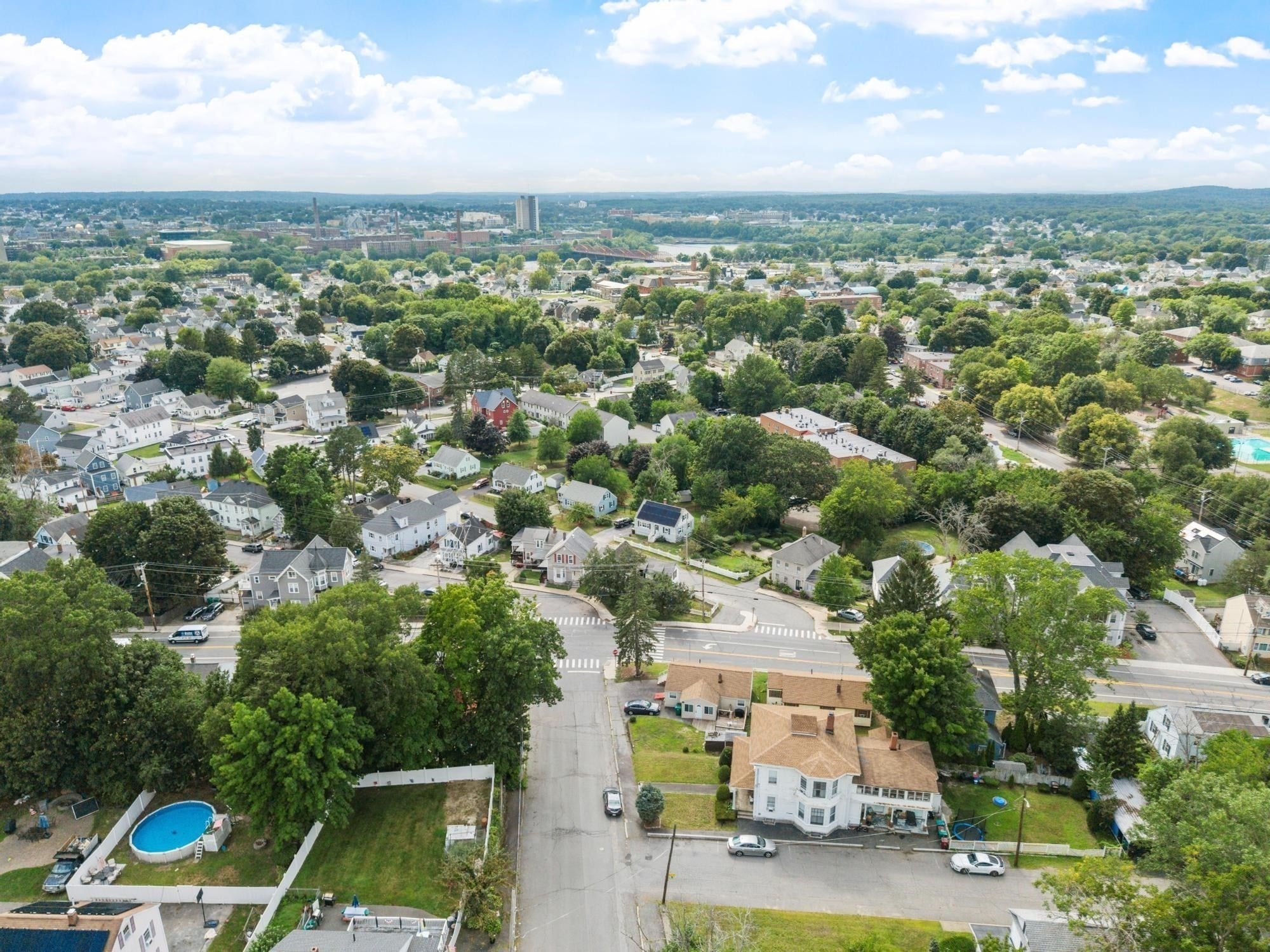 160 Hampshire St, Lowell, MA Photo #38