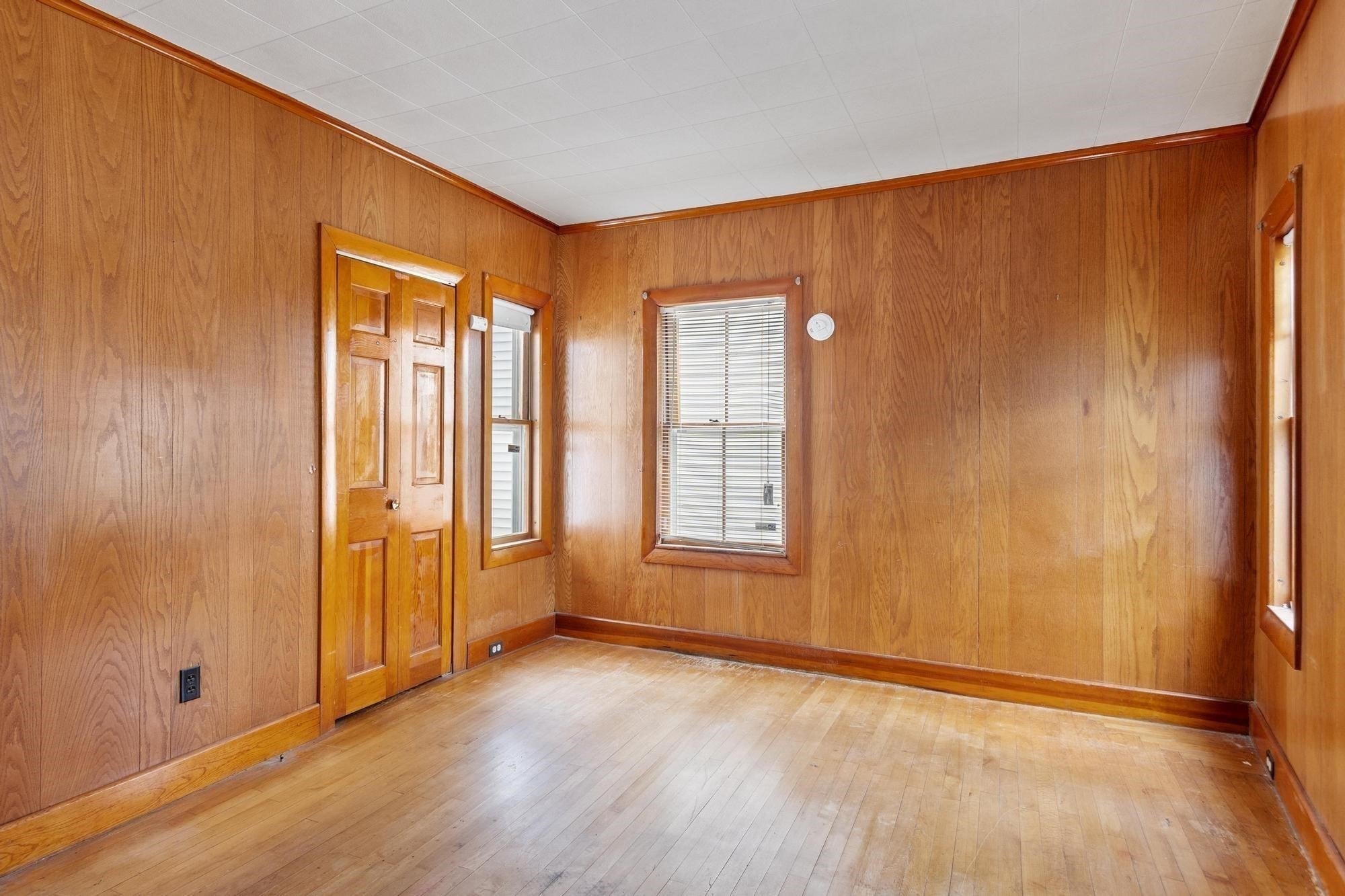 160 Hampshire St, Lowell, MA Photo #32