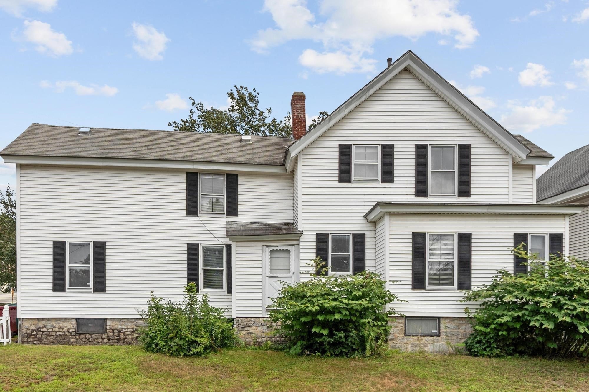 160 Hampshire St, Lowell, MA Photo #3