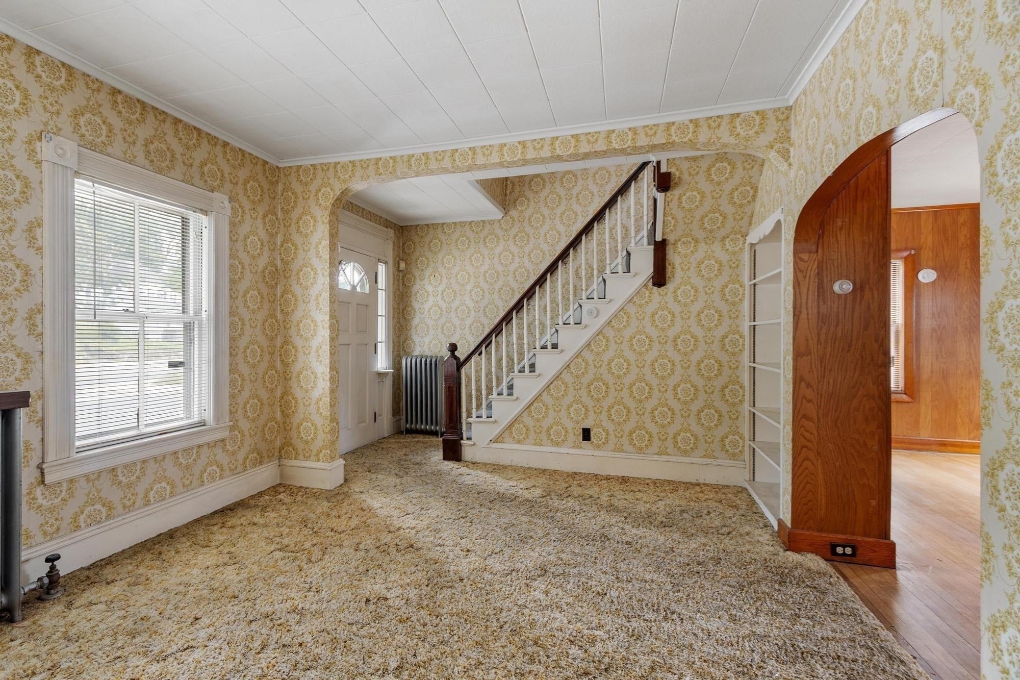 160 Hampshire St, Lowell, MA Photo #8