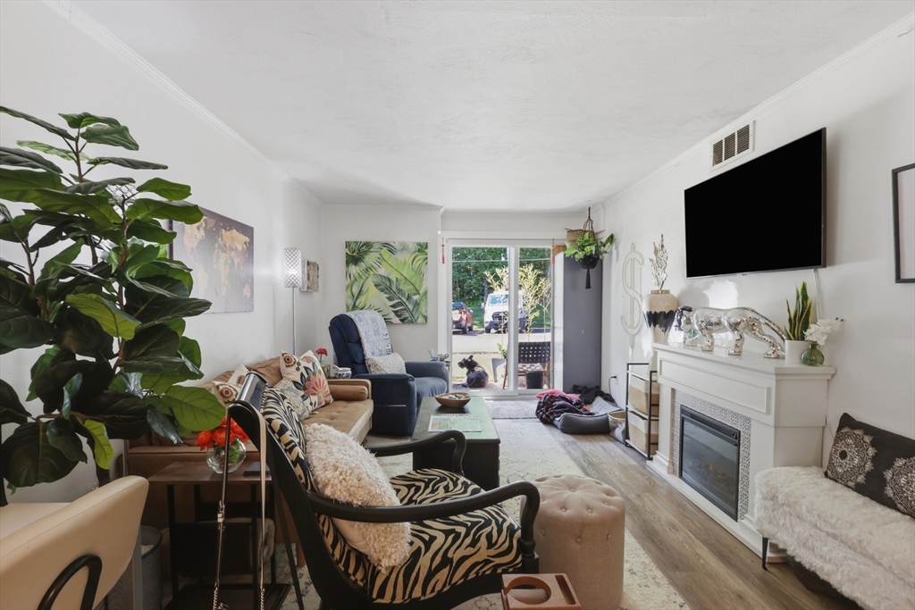 176 Maple Avenue 5-6