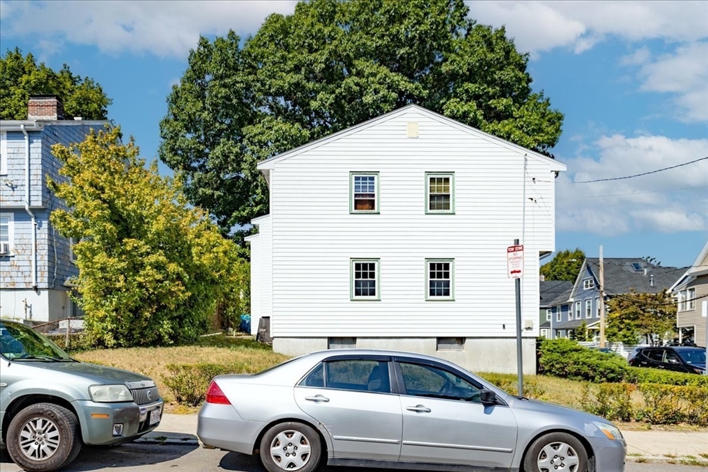 25 Crandall St