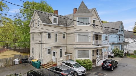 Photo of 6 Richmond Park, Woburn, MA 01801 (MLS # 73514254)