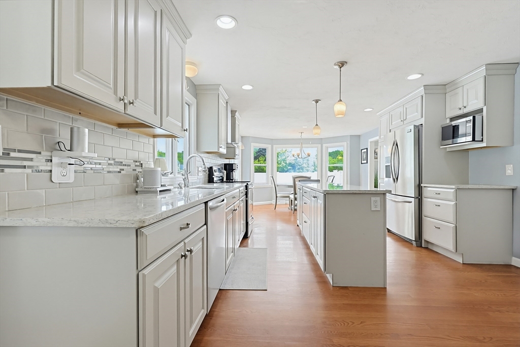 22 Diane Dr