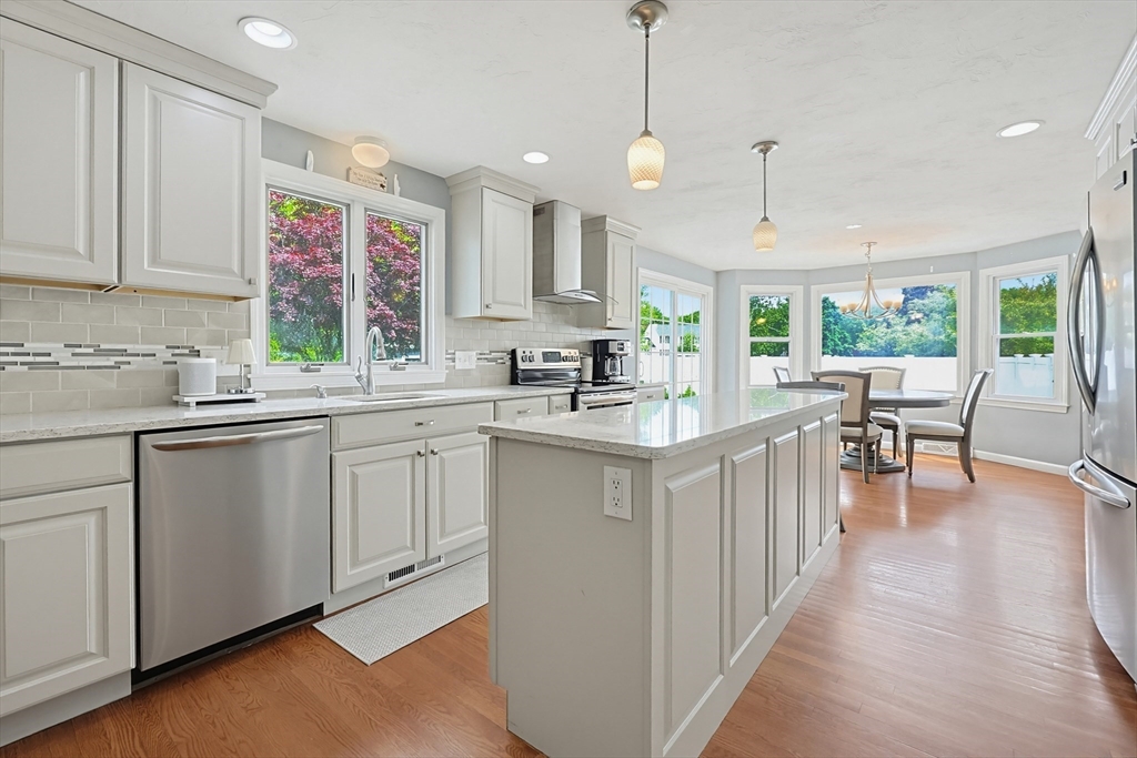 22 Diane Dr