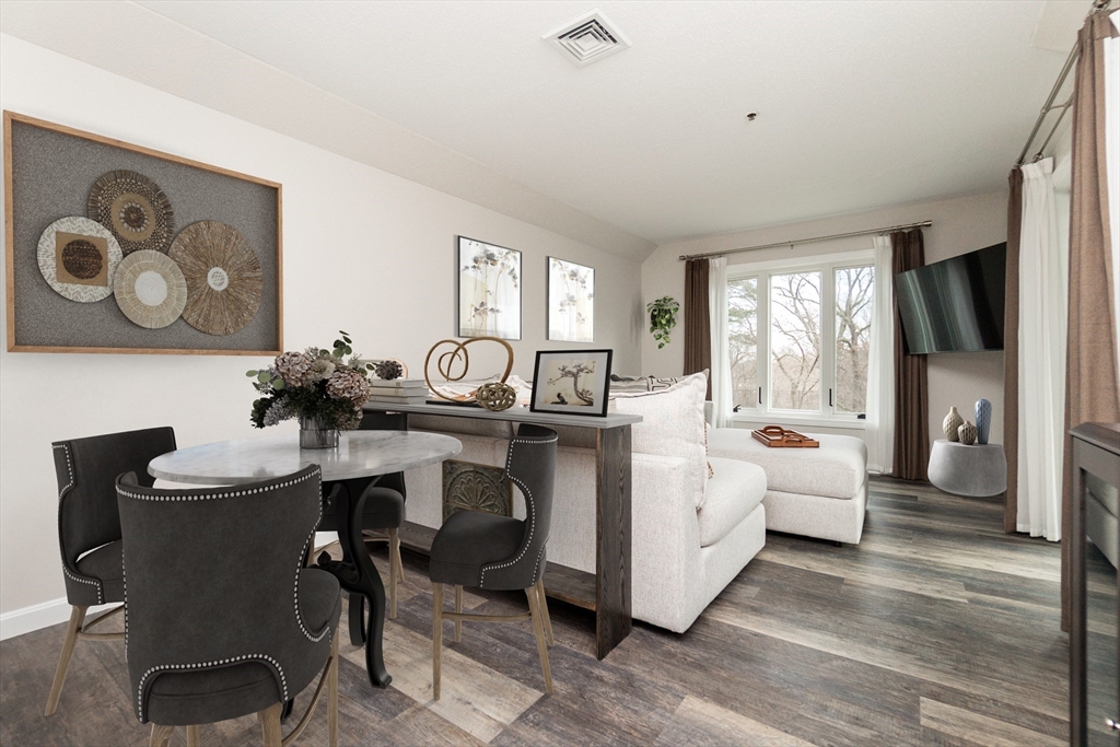 4 Duck Pond Road 203