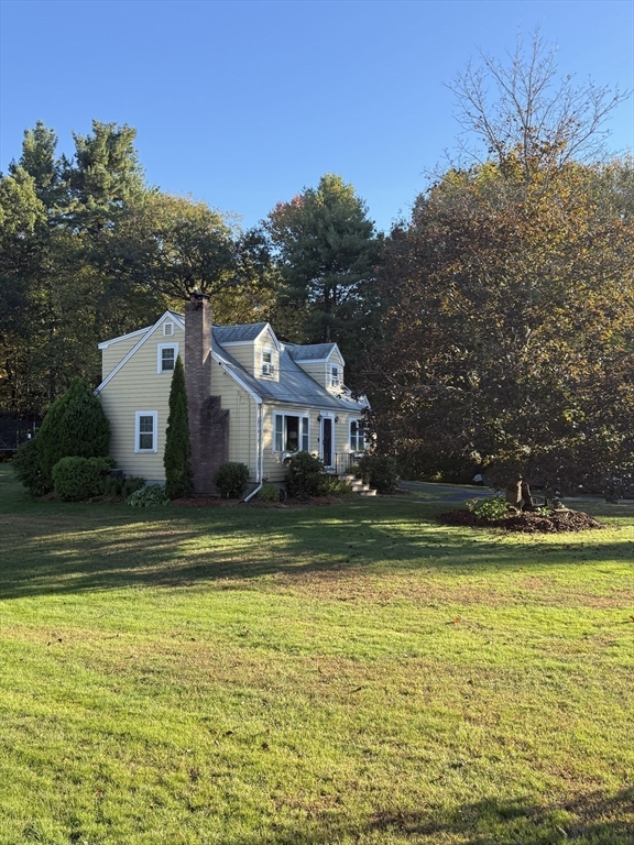 4 Cleveland St