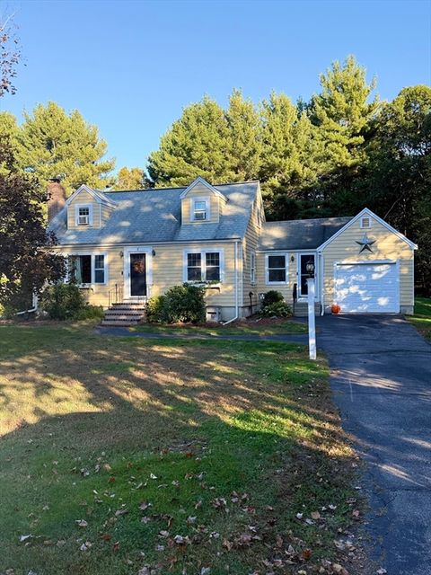 4 Cleveland St Norfolk MA 02056