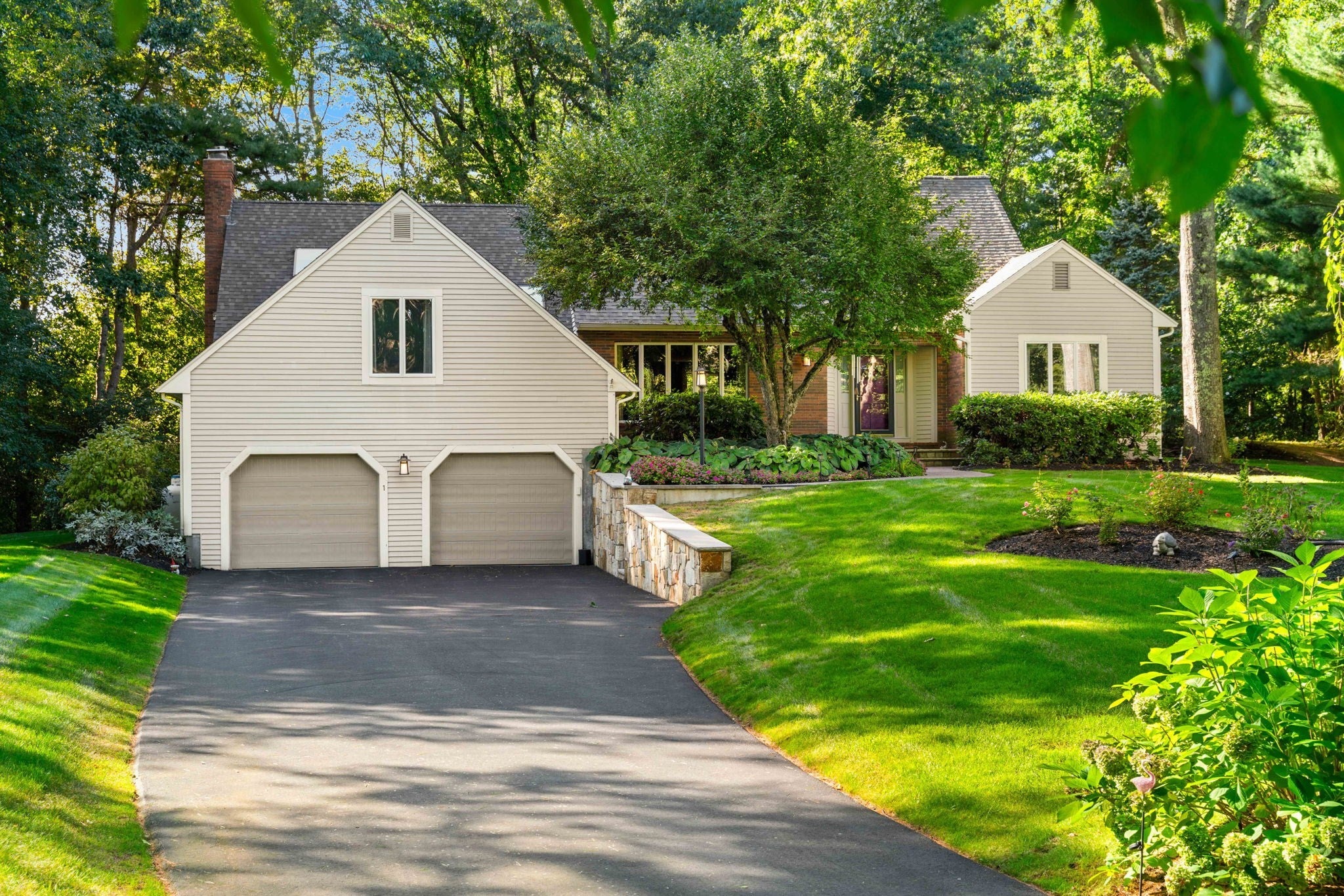 1 Breckenridge Road