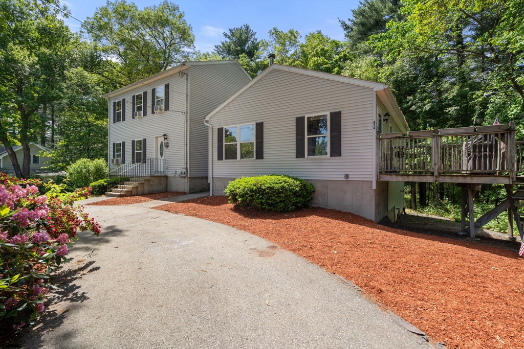 43 Outlook Rd