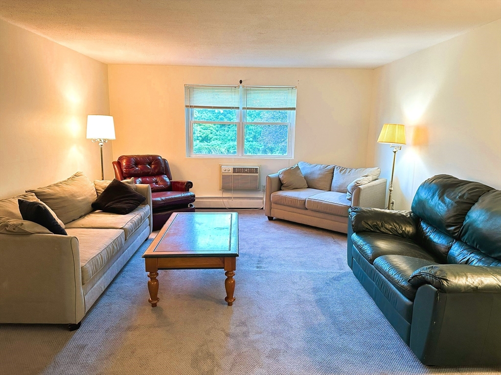 13 Cross St 6