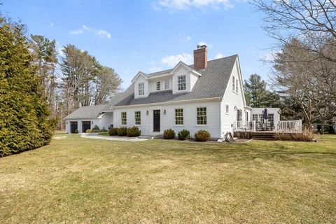 7 Spring Ln Hingham MA 02043