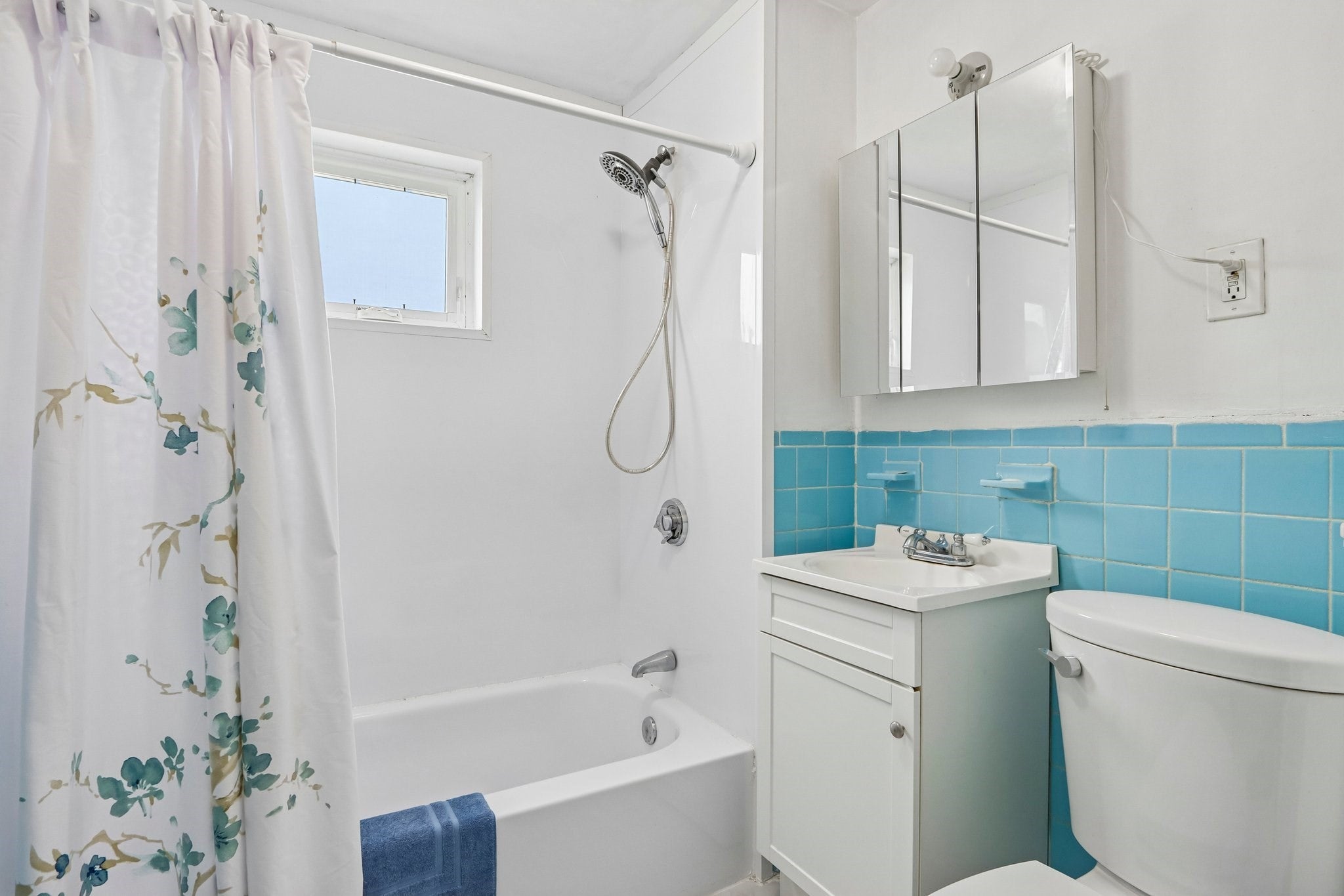 15 Grant ST #15, Beverly, MA, 15 Grant ST #15, Beverly, MA Photo #13