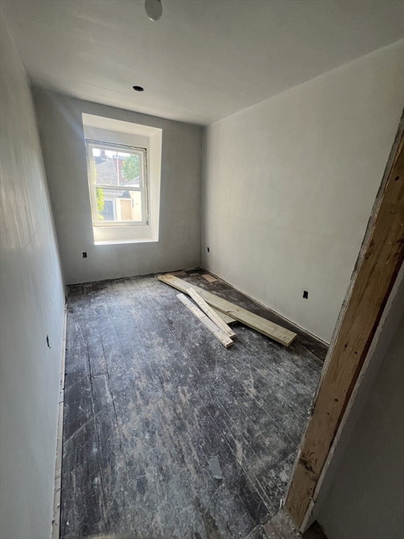 395 W 4th Street 2