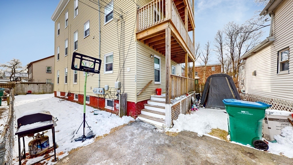 Photo 1 of 7 — 32A Nelson Street 02, Lynn, MA 01905