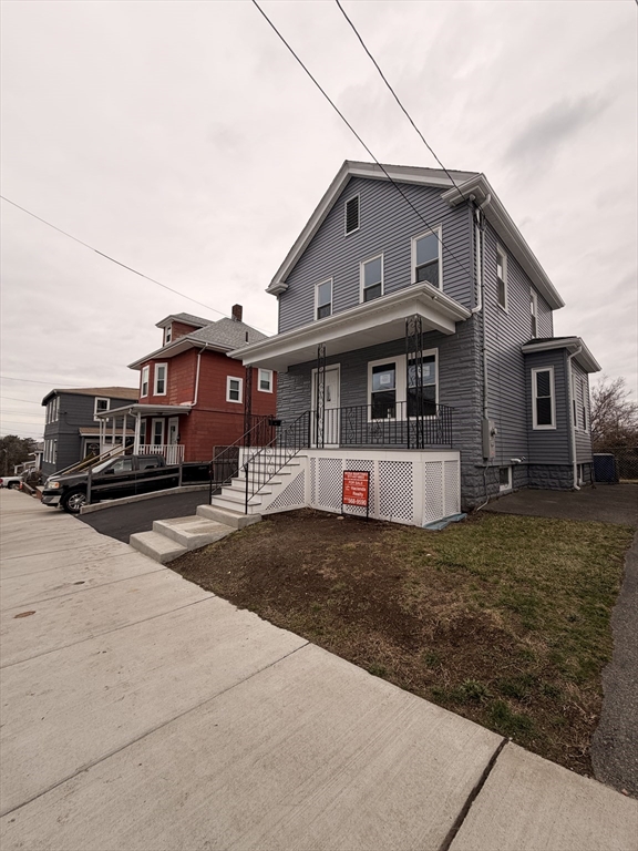 39 Howard St
