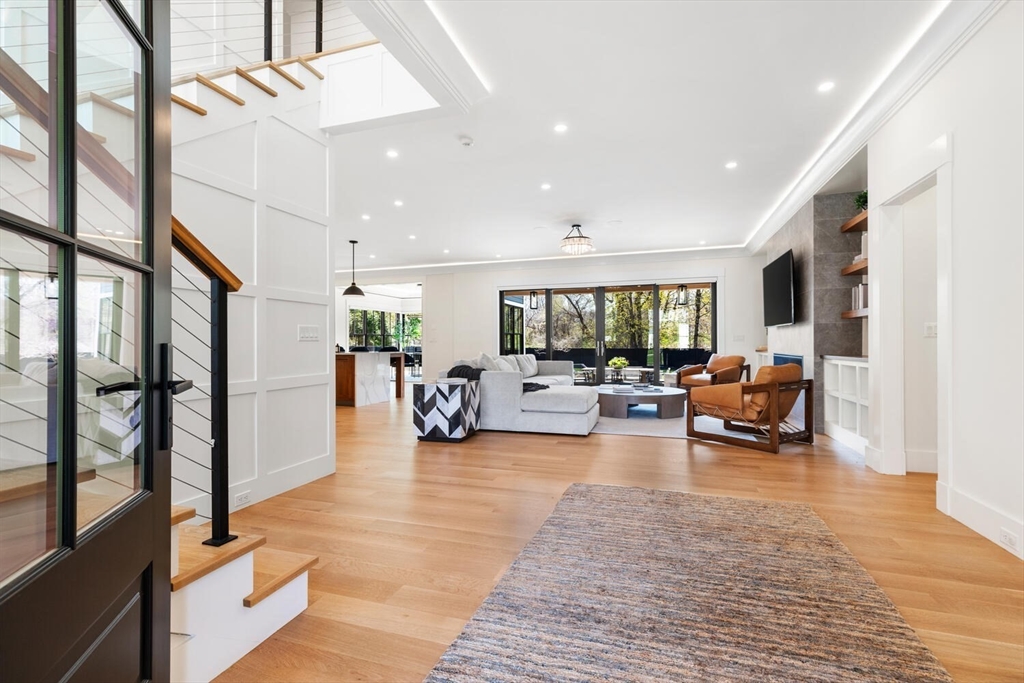 7 Fulton Rd