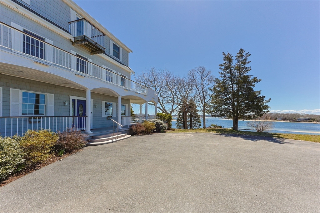 12 Groveland St