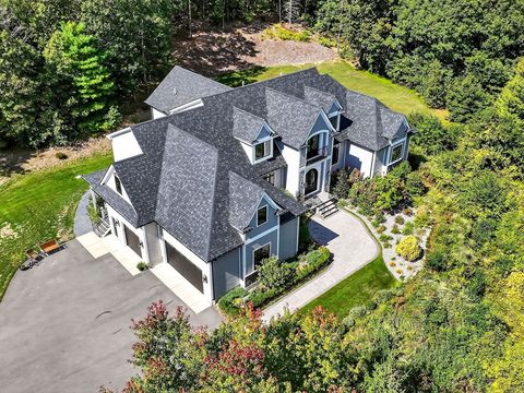 18 Keeney Pond Rd Norfolk MA 02056